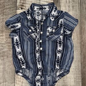 WRANGLER  Bodysuit- size 0-3 months